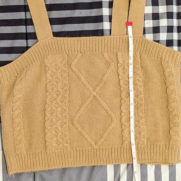 Tan Cropped Sweater Set - Picture 6 of 10